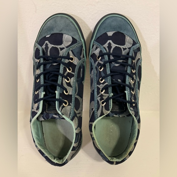 Coach Barrett blue shoes size 9 Women's Casual Shoe. Elevate your casual style - Picture 8 of 15